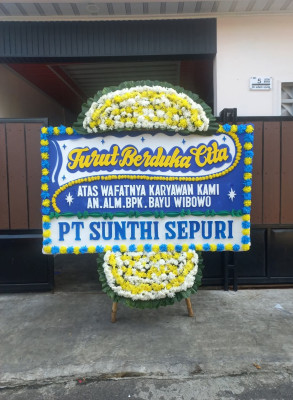 Papan Bunga Duka di Ende